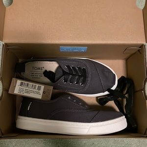 NWT Toms Cordones Cupsole Grey